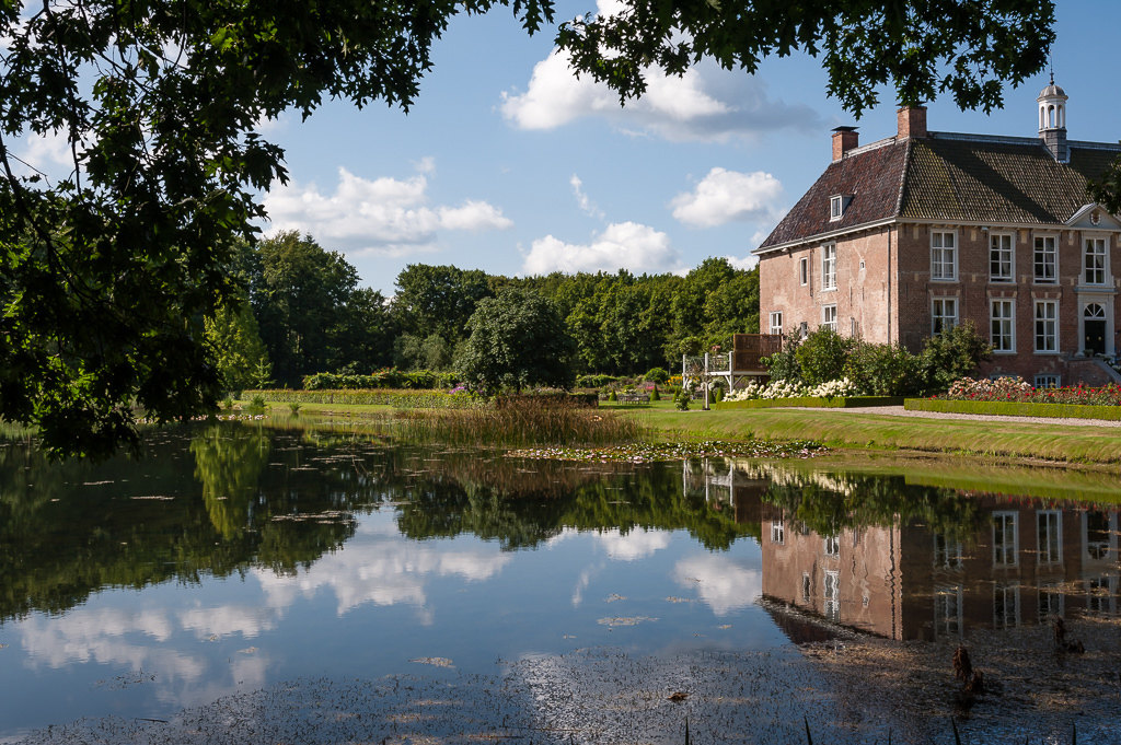 This slide displays Landgoed Molecaten ASR.