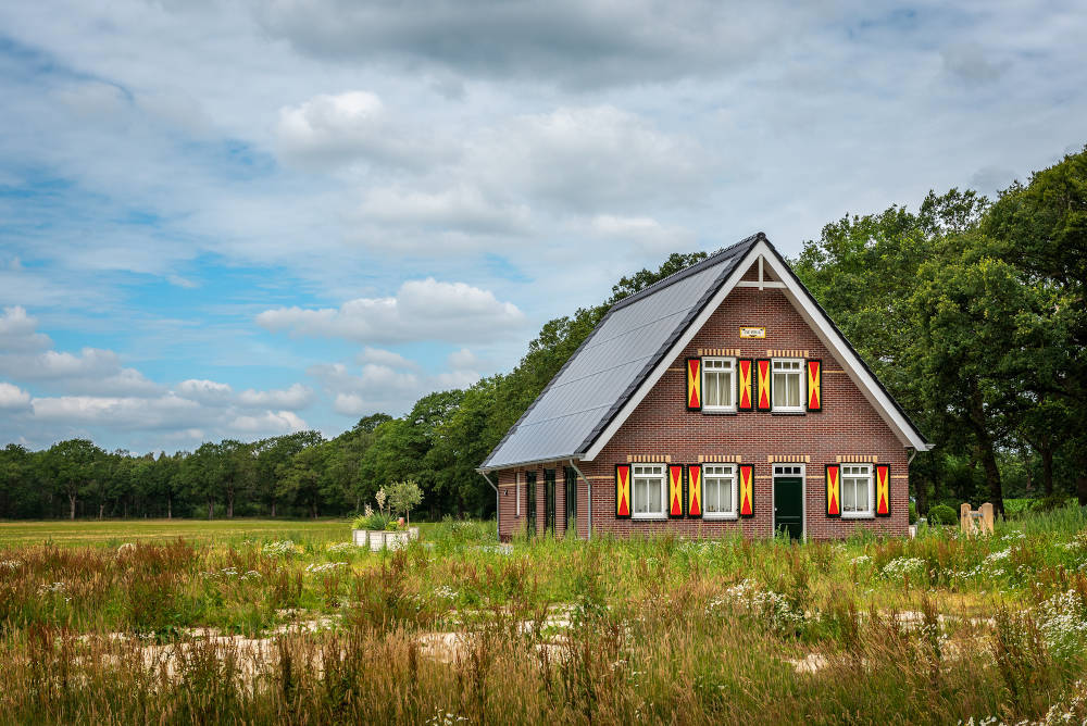 This slide displays Landgoed De Groote Scheere ASR.