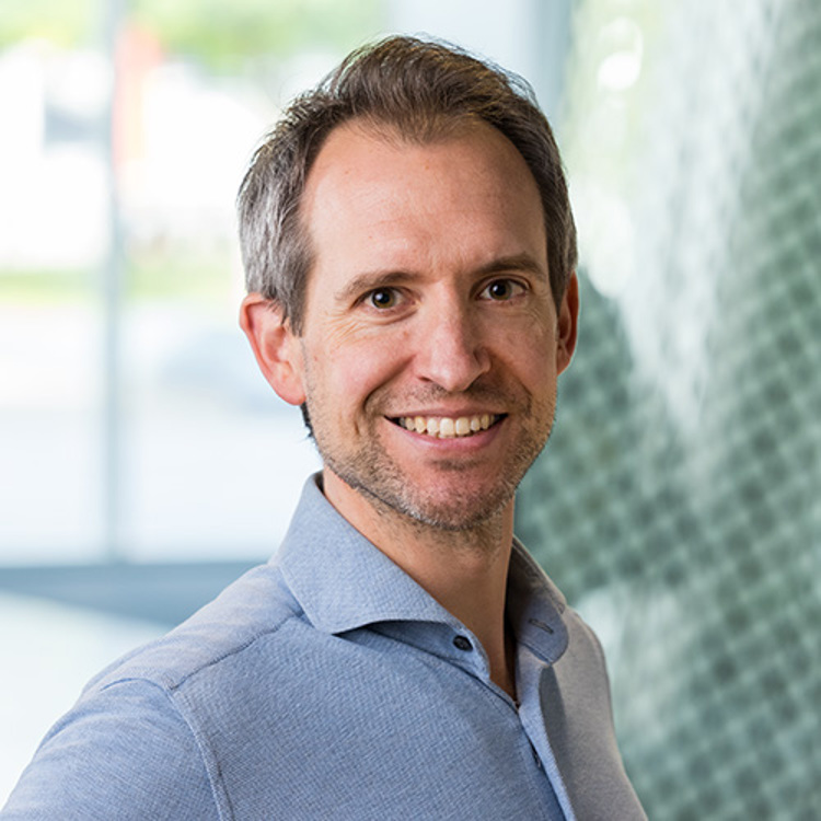 Click here to go to the newsoverview with a filter on Ralph Muller.