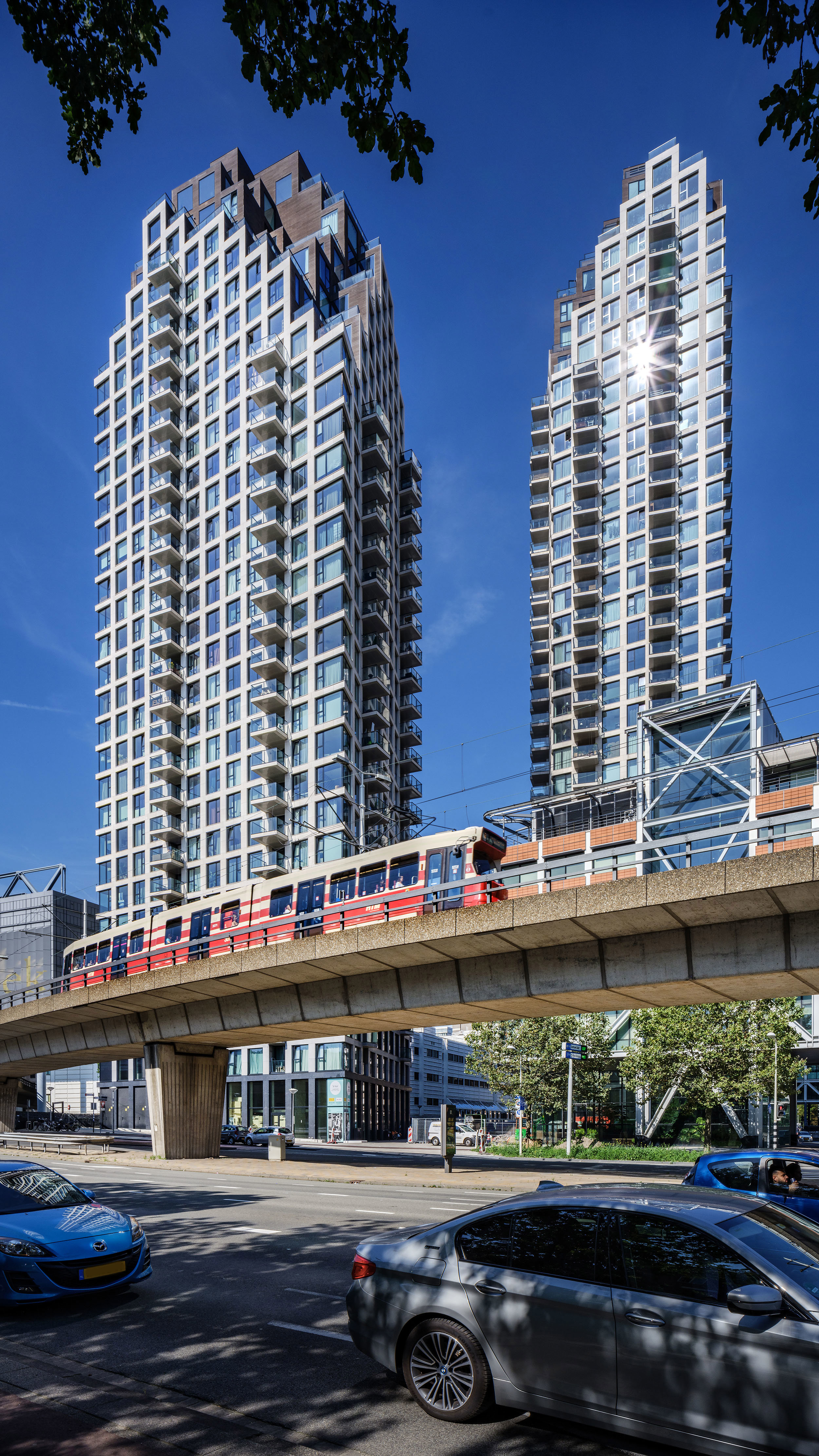 This slide displays ASR DCRF The Roofs Foto Corné Bastiaansen.