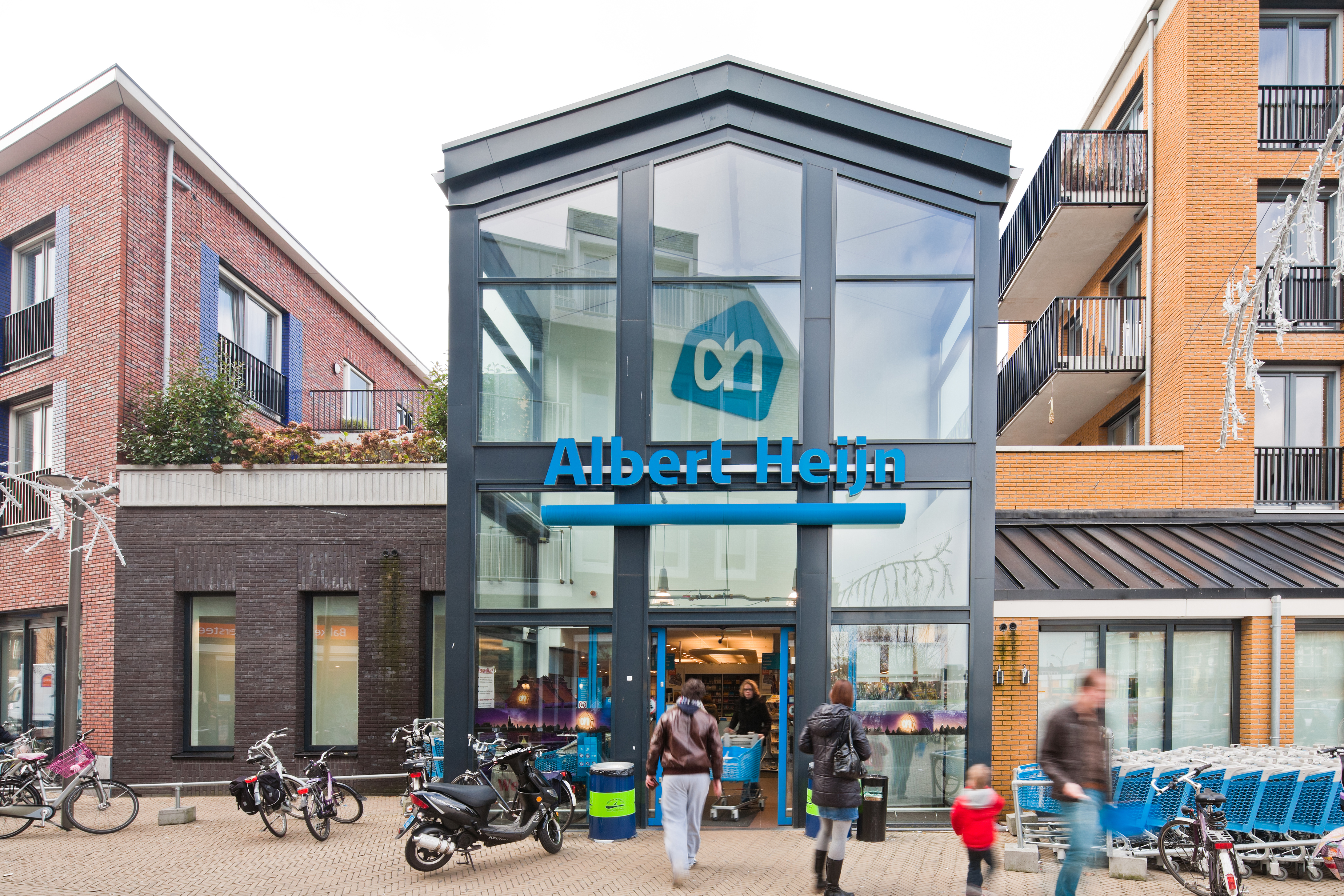 This slide displays Albert Heijn Winkelcentrum Vathorst Amersfoort.